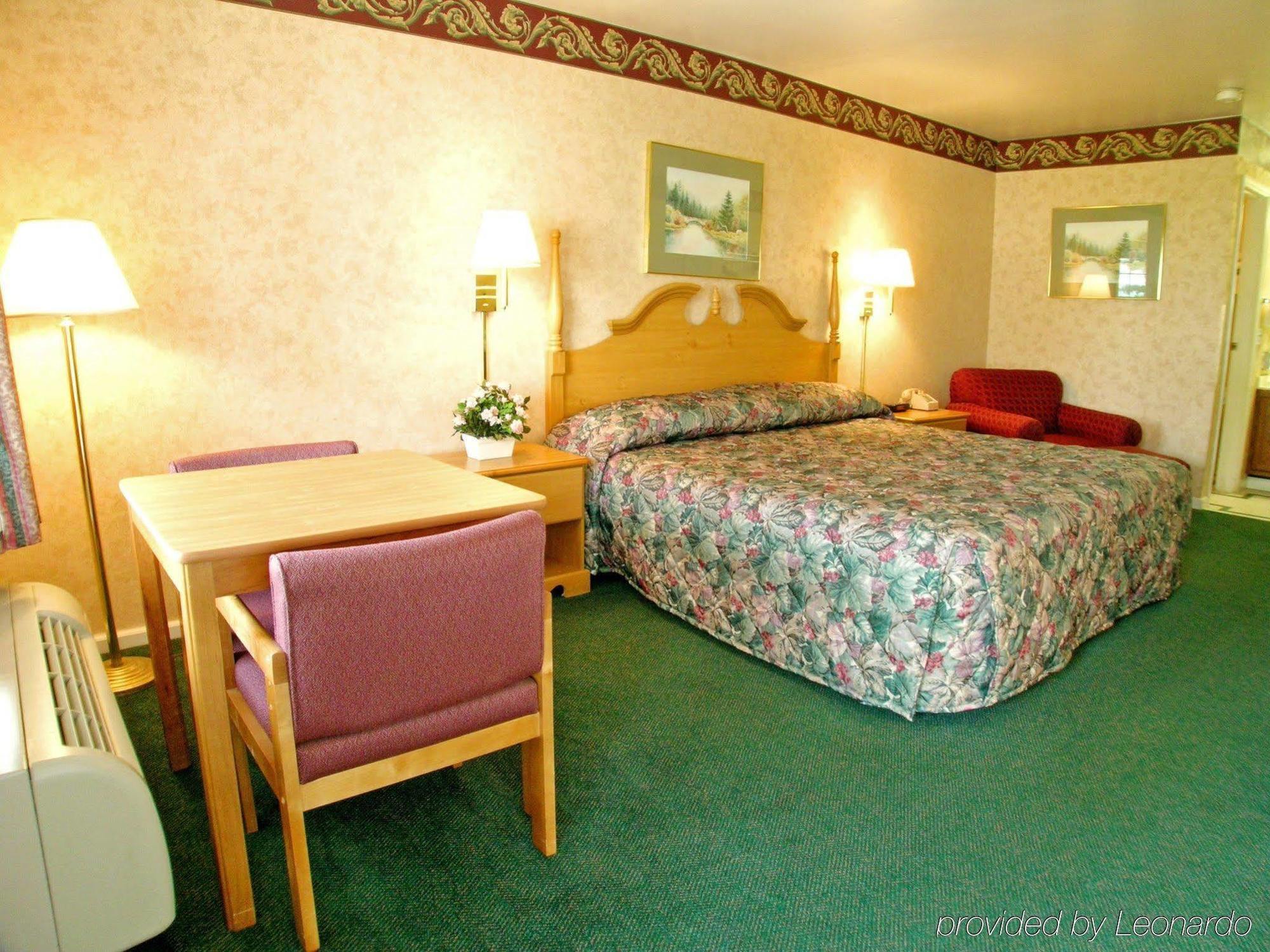 First Heritage Inn Rantoul Habitación foto